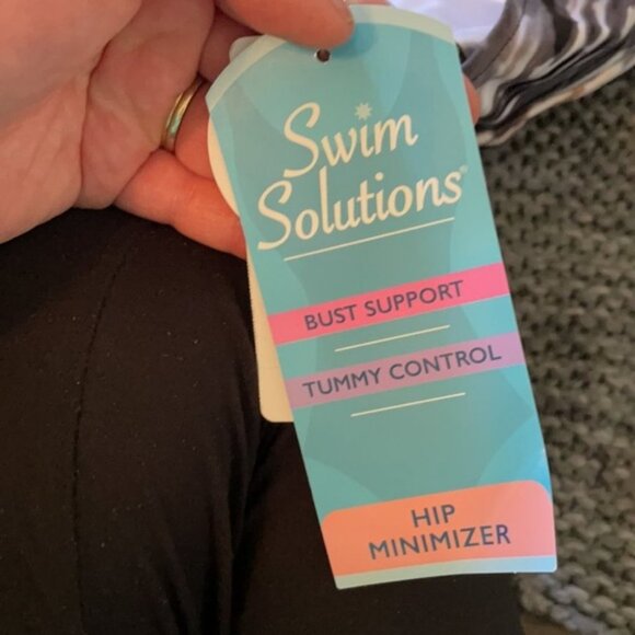 10/ 16W Swim Solutions Swim Suit A1 - Picture 5 of 6